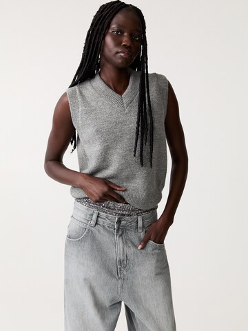 Cardigan Pull&Bear en gris : devant