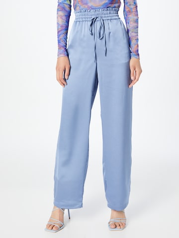 Wide Leg Pantalon 'ULLA' VERO MODA en bleu : devant