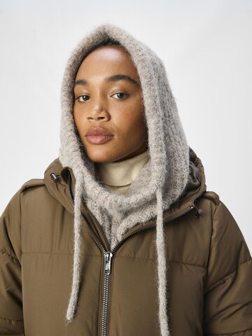 OBJECT Muts 'OBJMilu' in Beige