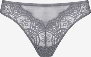 Mey Thong in Grey: front