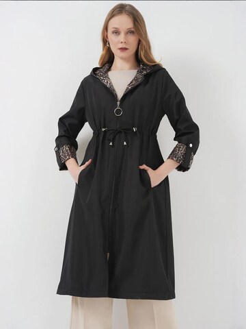 Bigdart Tussenmantel in Zwart: voorkant