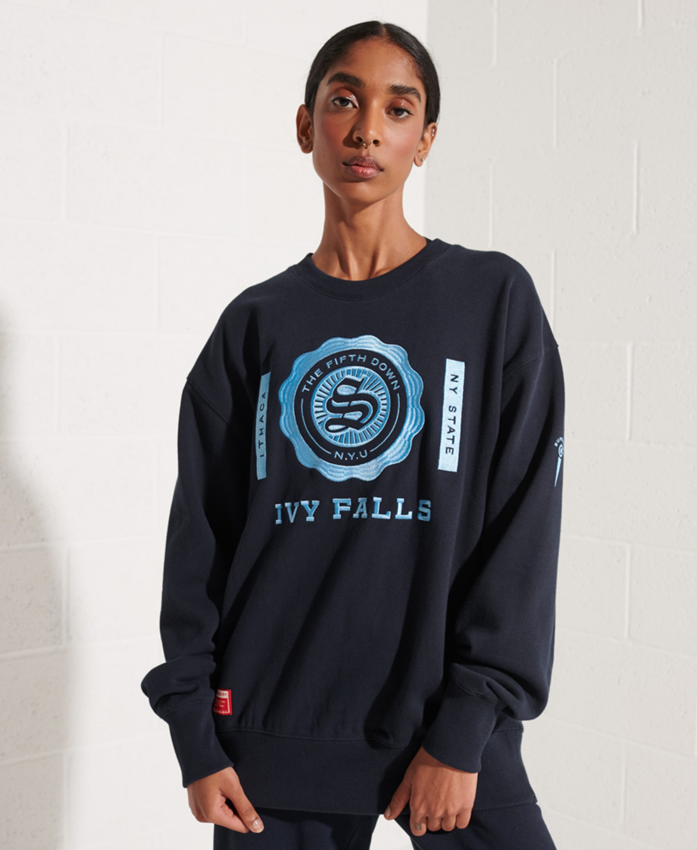 Frauen Sweat Superdry Sweatshirt in Marine, Hellblau - RO17877 Frauen Sweat Superdry Sweatshirt in Marine, Hellblau - RO17877