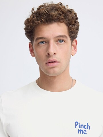 Maglietta ' CFOksvoll ' di Casual Friday in bianco