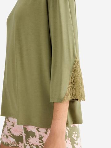 T-shirt 'Aura Spotlight' TRIUMPH en vert