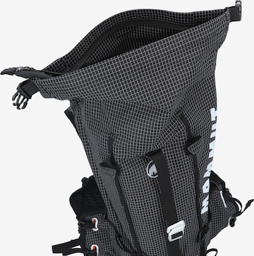 Sac à dos de sport 'Trion 15' MAMMUT en noir