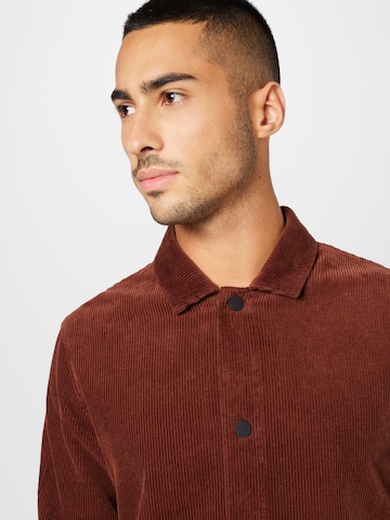 Matinique Regular fit Button Up Shirt 'Grout' in Brown