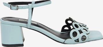Desa - Sandalias de dedo en azul: frente