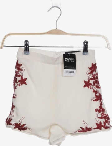 Missguided Shorts in XXS in White: front