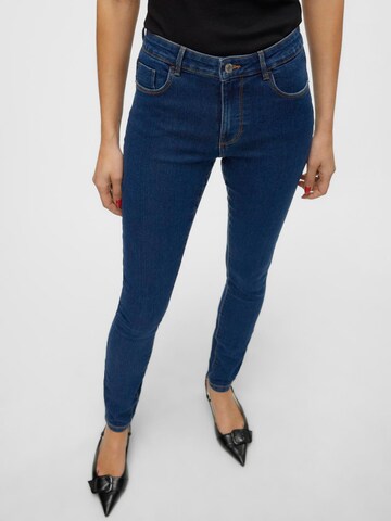 Skinny Jeans 'Melly' di VERO MODA in blu