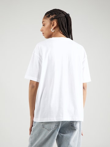 T-shirt Calvin Klein Jeans en blanc