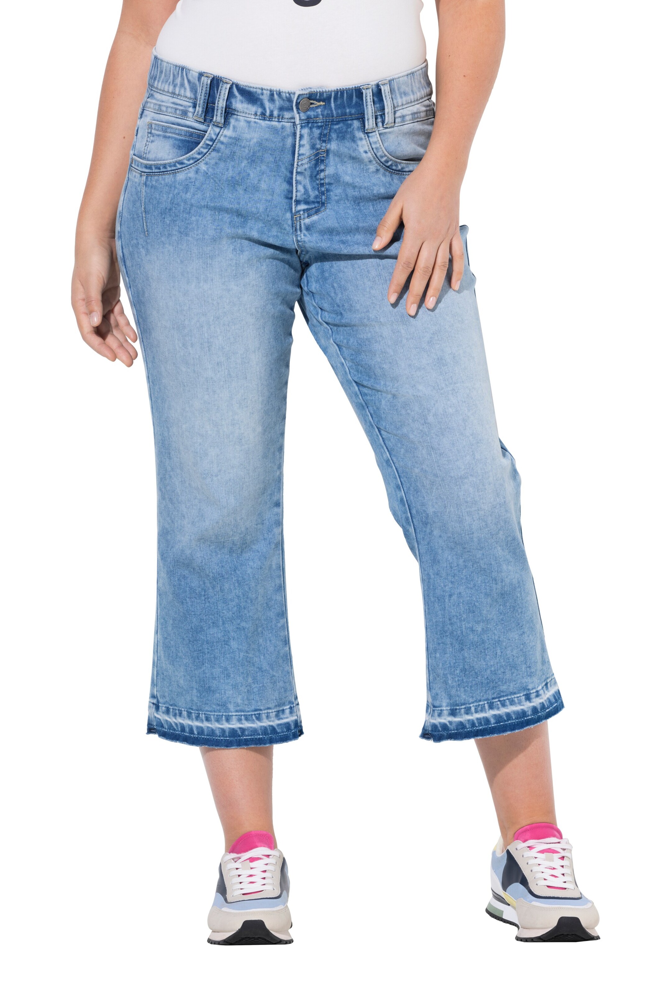 LAURASØN Flared Jeans in Blauw: voorkant