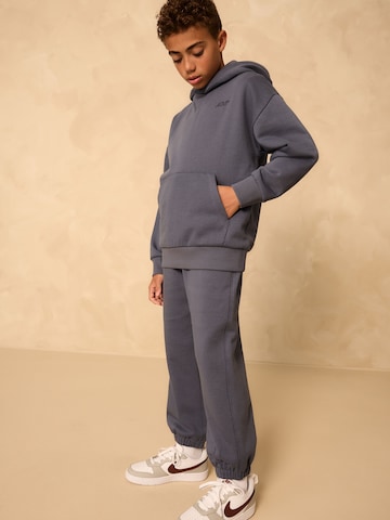 Trening de la Next pe albastru: față