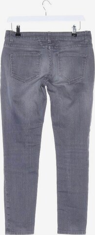 Closed Jeans in 26 in Grey