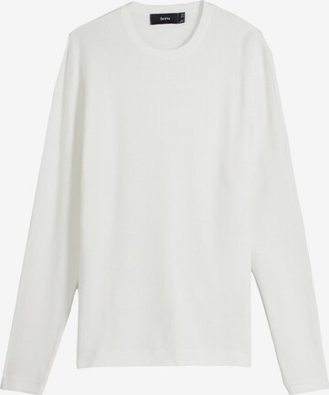 Bershka Sweater in White: front