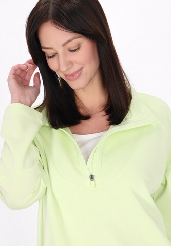 usha BLUE LABEL Sweatshirt in Green