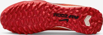 Chaussure de foot 'Mercurial Vapor Zoom 15 Academy' NIKE en rouge