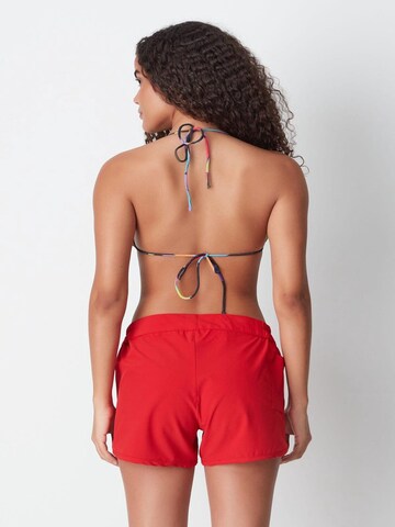 C&City Regular Zwemshorts in Rood