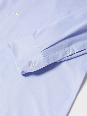 MANGO MAN Regular fit Button Up Shirt 'Travel' in Blue