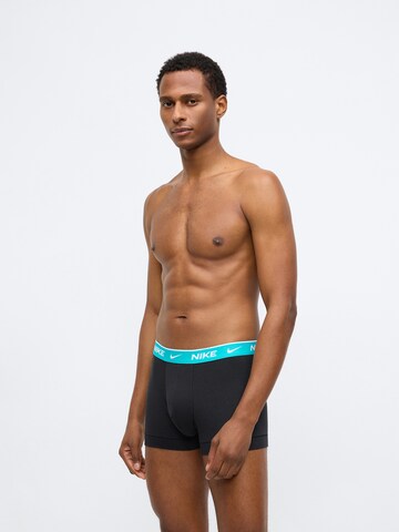 NIKE Underwear Sportunterhose in Schwarz: Vorderseite