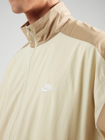 zaļš Nike Sportswear Starpsezonu jaka 'CLUB'