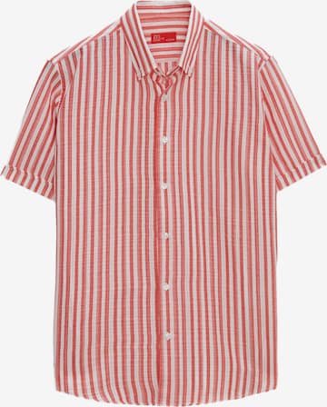 D’S Damat Button Up Shirt in Red: front