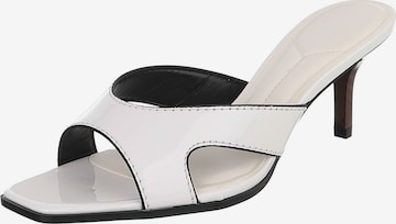 Ital-Design Mules in White: front