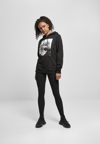 Mister Tee Sweatshirt in Black