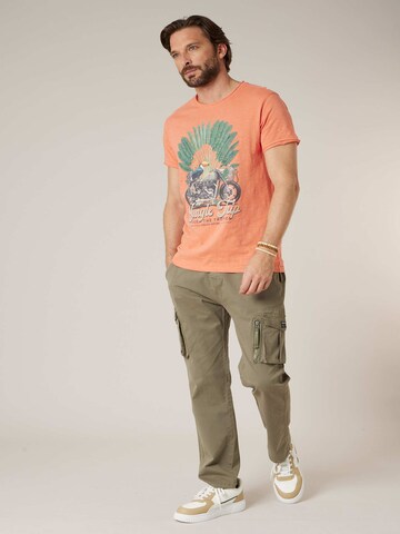 T-Shirt 'AVENTURA' Deeluxe en orange