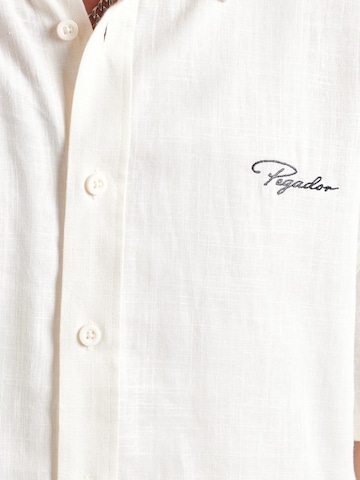 Regular fit Camicia 'Salwa' di Pegador in beige