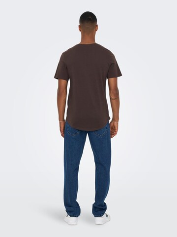 Coupe regular T-Shirt 'Matt' Only & Sons en marron