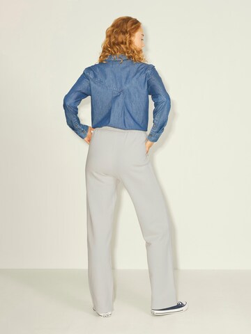 Regular Pantalon à plis 'Camilla' JJXX en gris