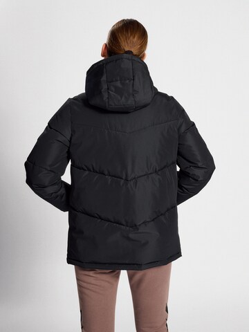 Hummel Sportjacke in Schwarz