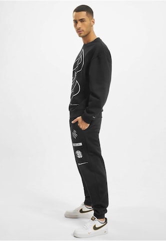 Effilé Pantalon ROCAWEAR en noir