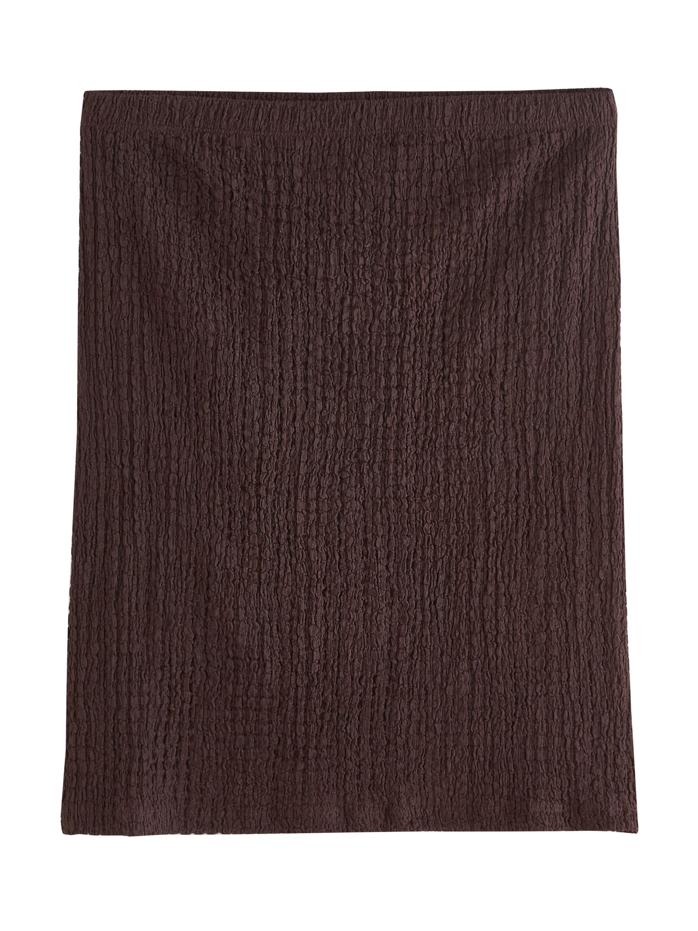 Next Top in Brown: front