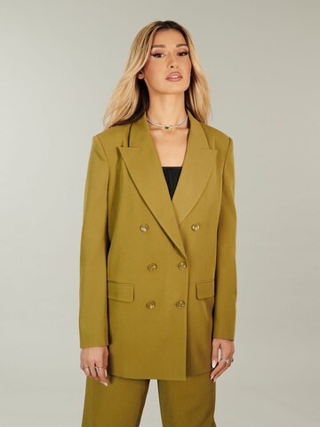 ABOUT YOU x Alina Eremia Blazers 'Amira' in Groen: voorkant