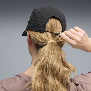 Casquette de sport 'Race Day' PUMA en noir