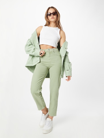 UNITED COLORS OF BENETTON Tapered Jeans in Green