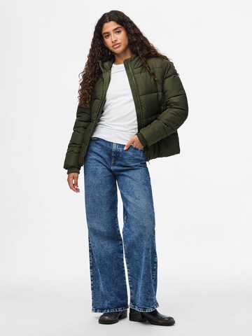 Veste d’hiver 'PCBee' PIECES en vert