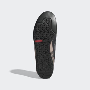 ADIDAS TERREX Halbschuh 'Swift Solo 2.0' in Grau