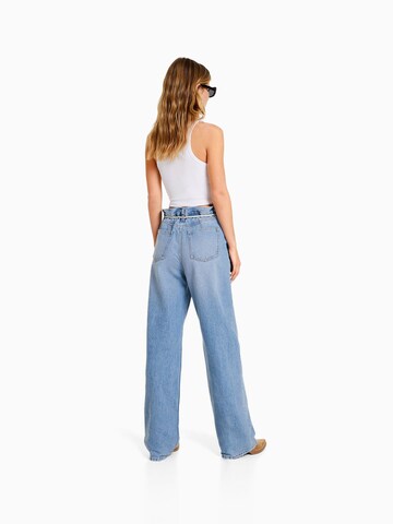 Bershka Loose fit Jeans in Blue