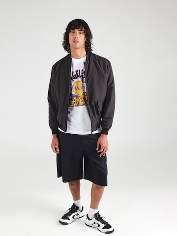 Mitchell & Ness Särk 'NBA HWC PLAY BY PLAY', värv valge