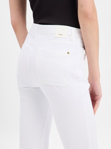 BRAX Regular Jeans in White