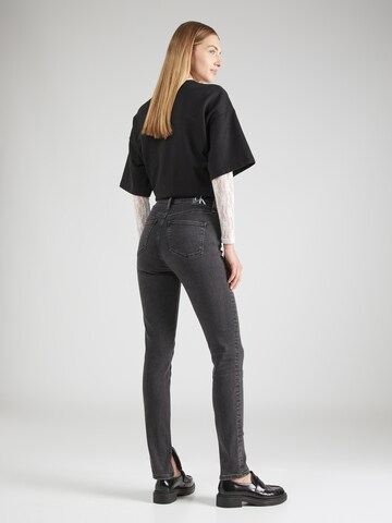 Skinny Jean 'HIGH RISE SKINNY' Calvin Klein Jeans en noir