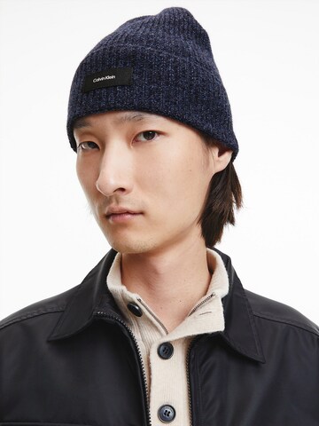 Calvin Klein Beanie in Blue: front