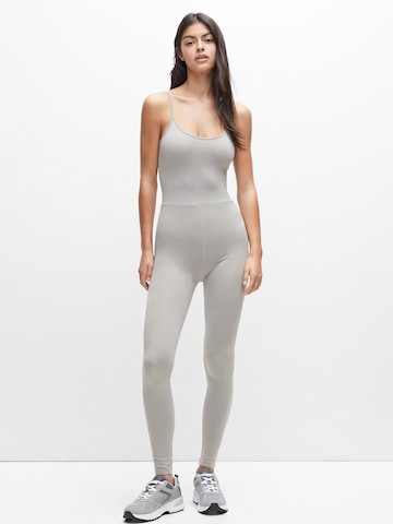 Pull&Bear Jumpsuit in Grey: front