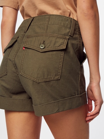 LEVI'S ® Normální Kalhoty 'Ribcage Utility Short' – zelená