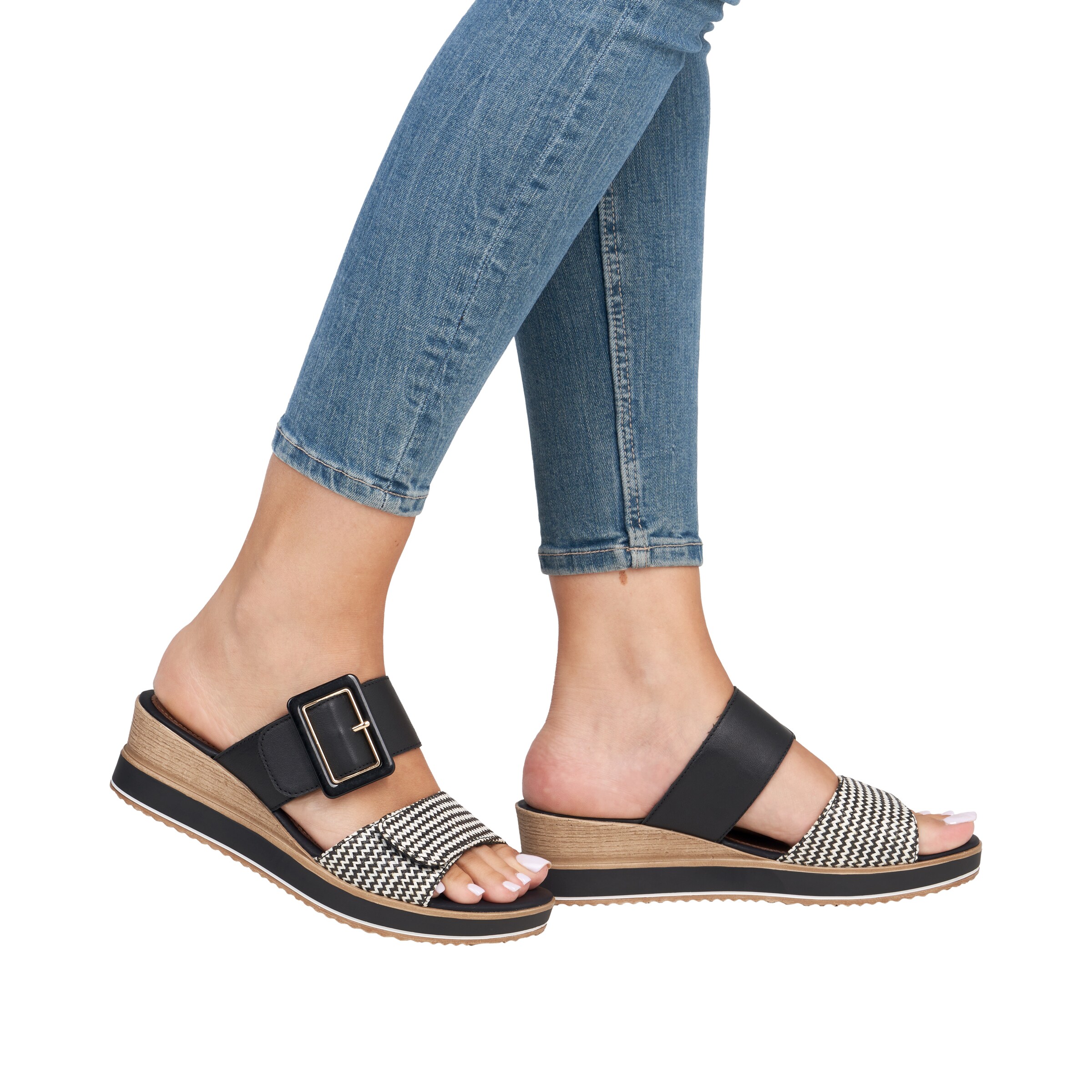 REMONTE Pantolette in Schwarz: Vorderseite