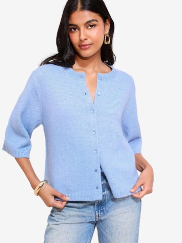 Friends Like These Strickjacke in Blau: Vorderseite