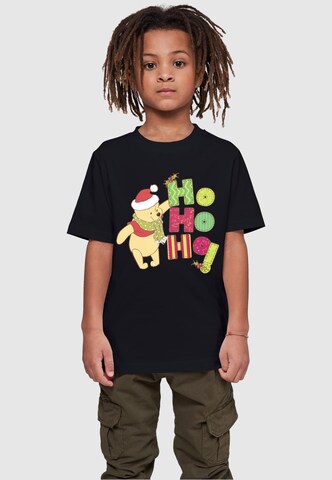 ABSOLUTE CULT Shirt 'Winnie The Pooh - Ho Ho Ho Scarf' in Zwart: voorkant
