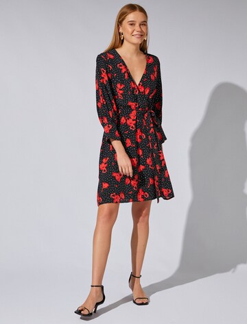 Koton Kleid in Schwarz